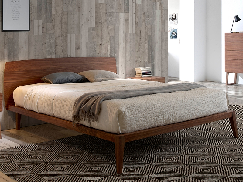 Walnut designer bed - NOTTE