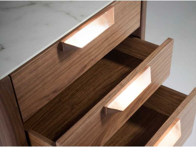 Sinfonier en nogal con tapa de cristal imitación mármol porcelánico - DINA