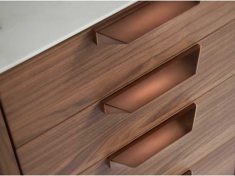 Sinfonier en nogal con tapa de cristal imitación mármol porcelánico - DINA