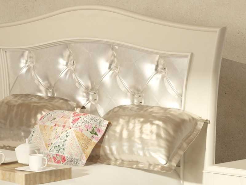 Lacquered and upholstered headboard - EGO