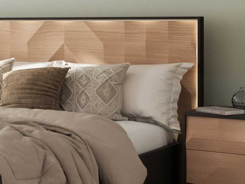 Complete oak bed with LED light and lacquered bed base - GRASSE