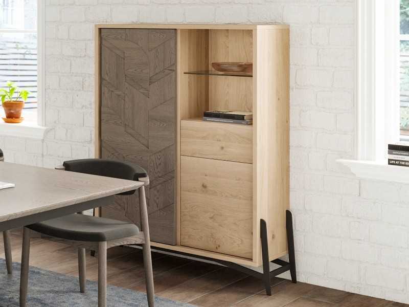 Oak showcase and steel base - DINAN