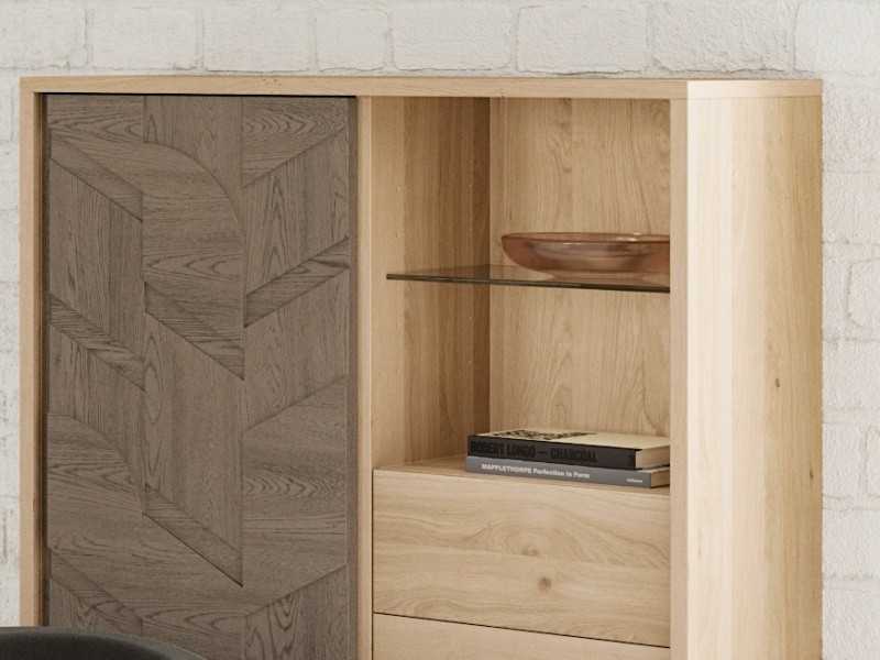 Oak showcase and steel base - DINAN