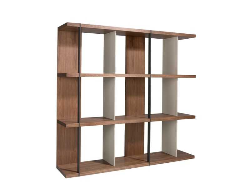 Estantería en nogal con separadores lacados y detalles en acero - CLAUS