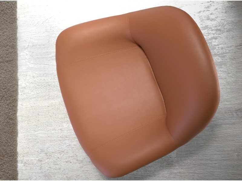 Sillón giratorio con base en acero inoxidable lacado negro mate - VOLARE