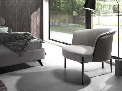 Fauteuil design tapissé avec structure en acier - MATTIA