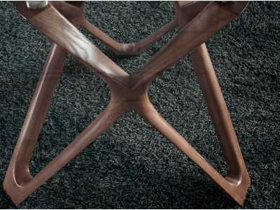 Round dining table with solid wood base - SERPA