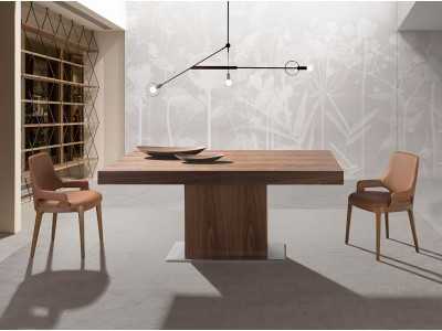 Mesa de comedor extensible de nogal con base en acero inoxidable - LEEDS