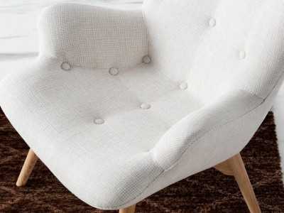 Sillón tapizado con base en madera de fresno - TAYLOR Sillón tapizado con base en madera de fresno - TAYLOR