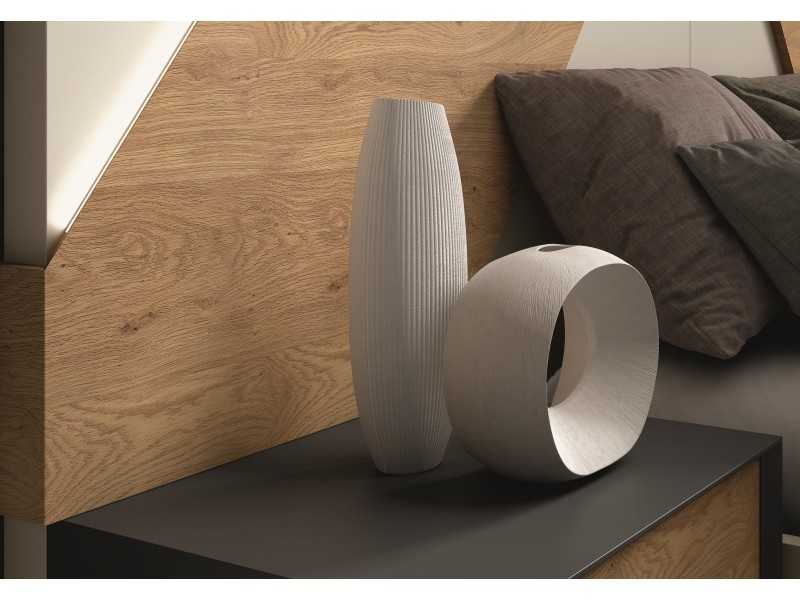 Cama completa lacada con detalles en roble nudos,mesitas 1 cajón ,base de cama volada y luz led - AMELIE.R