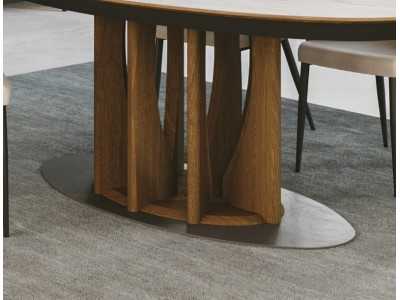Table ovale extensible avec plateau en céramique et base en chêne - FORMENTERA