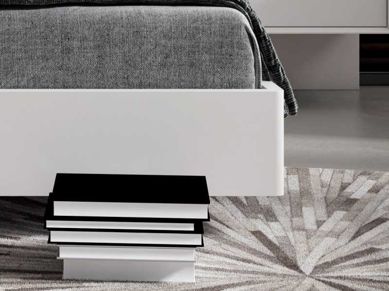 Cama de diseño moderno lacada con plafones en marquetería de nogal americano y base de cama volada y lacada - LUMIÈRE