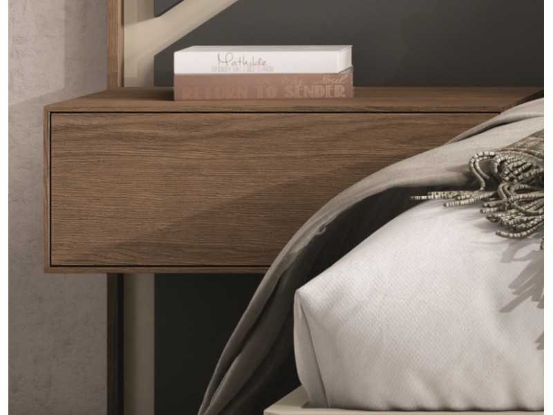 Lit complet de design moderne en noyer et laque avec lumière LED, tables de chevet et coffre de lit - FINN