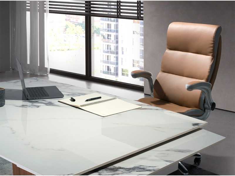 Swivel office armchair upholstered in synthetic leather - OSKAR