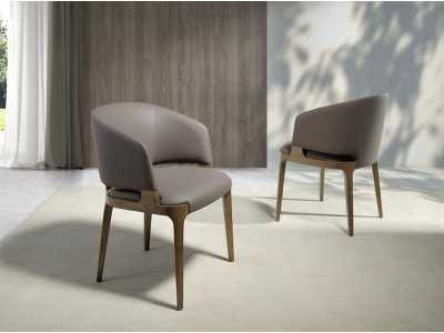 Designer chair with solid wood structure - DURBUY