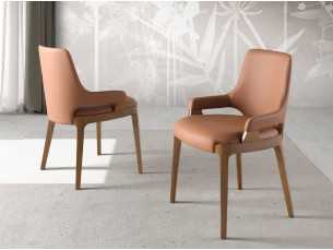 Chaise design tapissée en cuir synthétique marron - ZANTE
