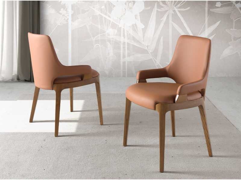 Chaise design avec structure en bois massif tapisé de cuir synthétique - ZANTE
