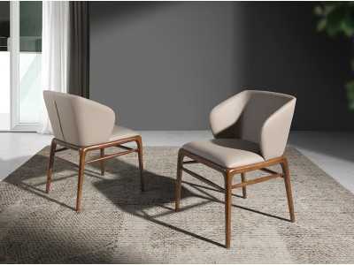 Chaise tapisée de cuir synthétique et structure en bois massif - NAVONA