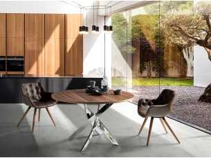 Silla tapizada en capitoné con botones y patas en madera maciza - INGRID 2