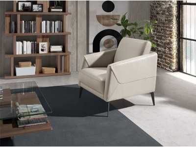 Leather upholstered armchair with black epoxy stainless steel legs - PADUA Leather upholstered armchair with black epoxy stainless steel legs - PADUA