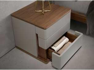 Lacquered bedside table with walnut top and base - DRUSILLA