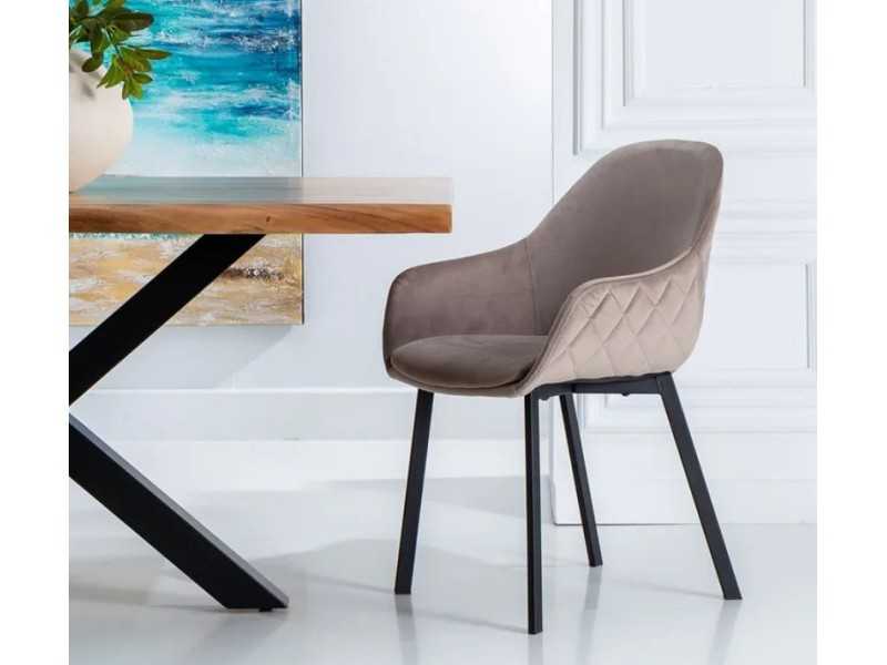 Chair with armrests upholstered in velvet - LISBOA