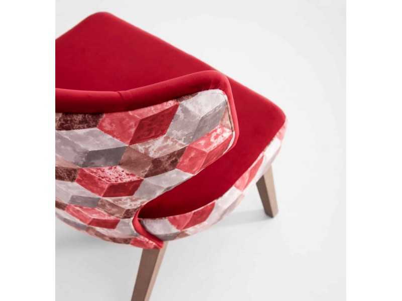 Fauteuil à oreilles design avec pieds en bois - APRA