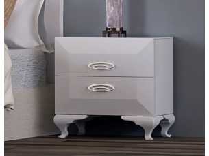 Table de chevet laquée avec pieds Chippendale - ADELISE
