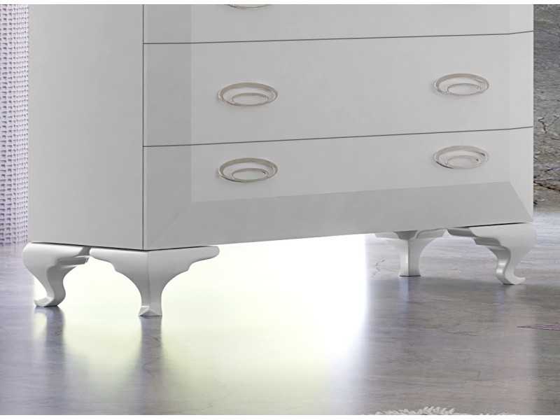 Lacquered 4-drawer chest of drawers with Chippendale legs - ADELISE