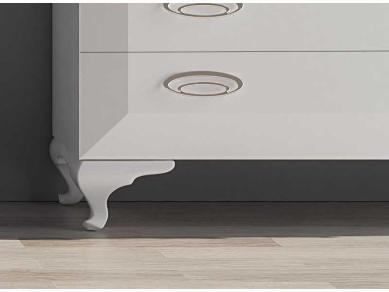 Lacquered 4-drawer chest of drawers with Chippendale legs - ADELISE