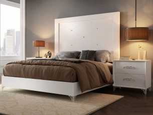 Lacquered bed with bench and headboard with Swarovski crystal details - AMANI 2