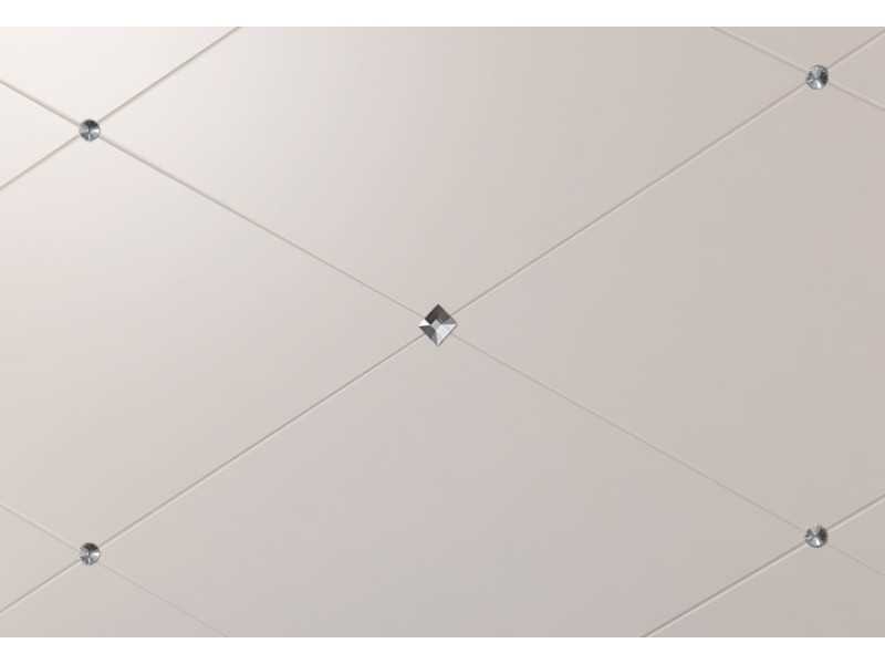 Lit laqué avec structure de base et tête de lit avec détails en cristal Swarovski - AMANI
