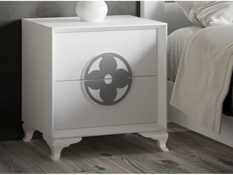 Lacquered bedside table with Chippendale legs - AIZZA