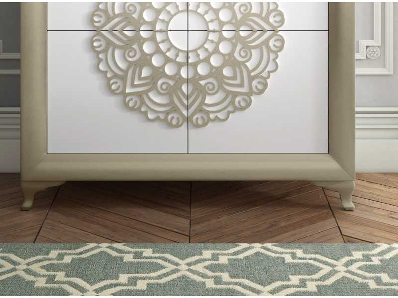 Lacquered bar/bottle rack with Chippendale legs - ADHILA