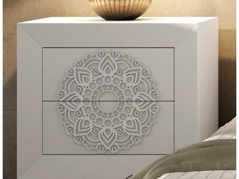 Lacquered bedside table with bench and chippendale legs - ADHILA