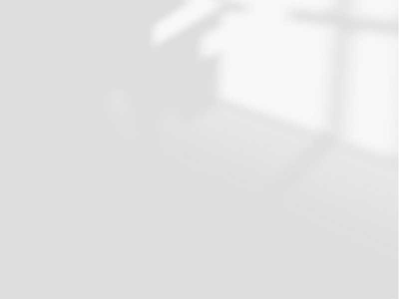 Lampe sculpture laquée en fibre de verre - OLIMPIC