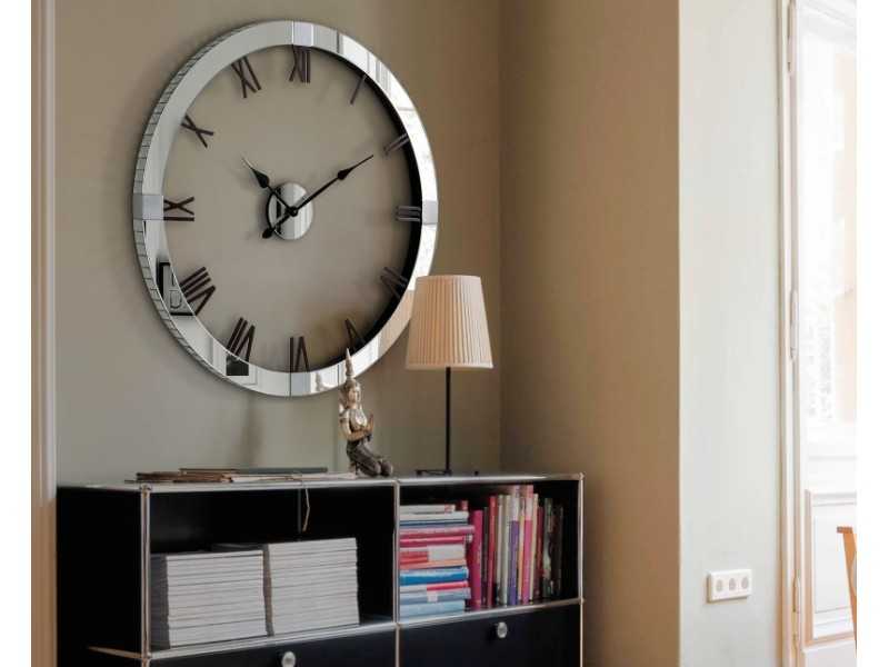 Round design clock - ANDLAU