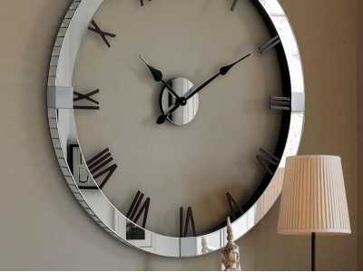 Round design clock - ANDLAU