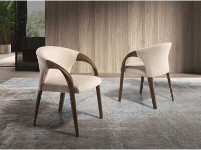 Silla de diseño en madera color nogal y terciopelo - EIRA NOGAL