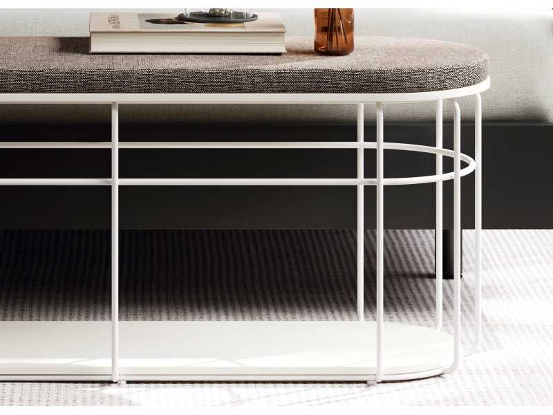 Banqueta de diseño tapizada con estructura en acero inoxidable lacado - LIGNES