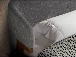 Cama de diseño tapizada y estructura en nogal - ANEESA 2