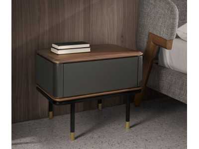 Table de chevet laquée et noyer avec pieds en acier inoxydable - ANEESA