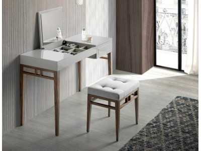 Coiffeuse laquée avec piètement en noyer - COSIMA