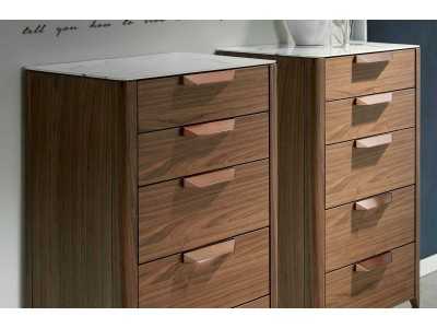 Chiffonnier en noyer avec plateau en verre imitation marbre porcelaine - DINA