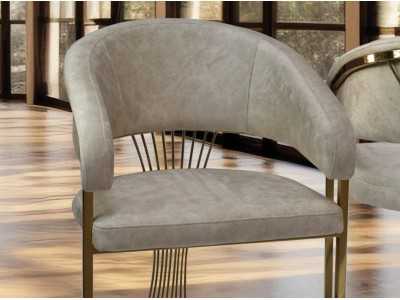 Silla de diseño tapizada en terciopelo con estructura en acero inoxidable dorado - ADALENE GOLD