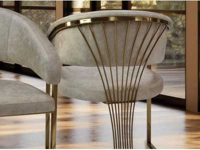 Chaise design tapissée de velours avec structure en acier inoxydable doré - ADALENE GOLD