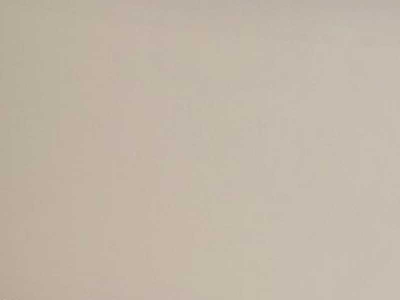 Table basse ronde laquée, plateau en noyer et structure en acier inoxydable - AINI