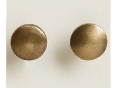 Baúl tapizado en piel genuina - AZZARO Baúl tapizado en piel genuina - AZZARO