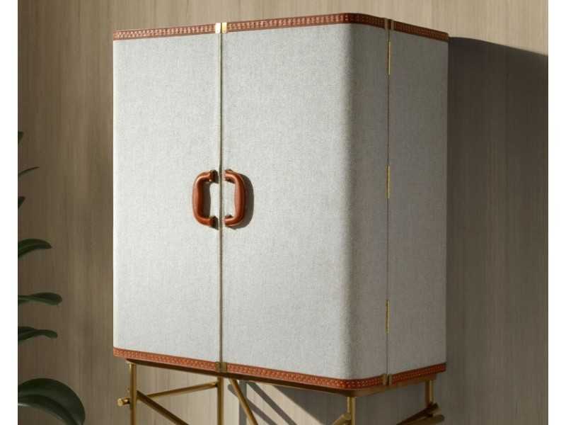 Meuble bar tapissé avec piètement en acier inoxydable doré - AVENTURE