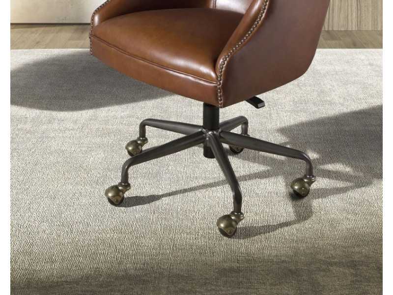 Fauteuil pivotant recouvert de cuir véritable - BRUNO